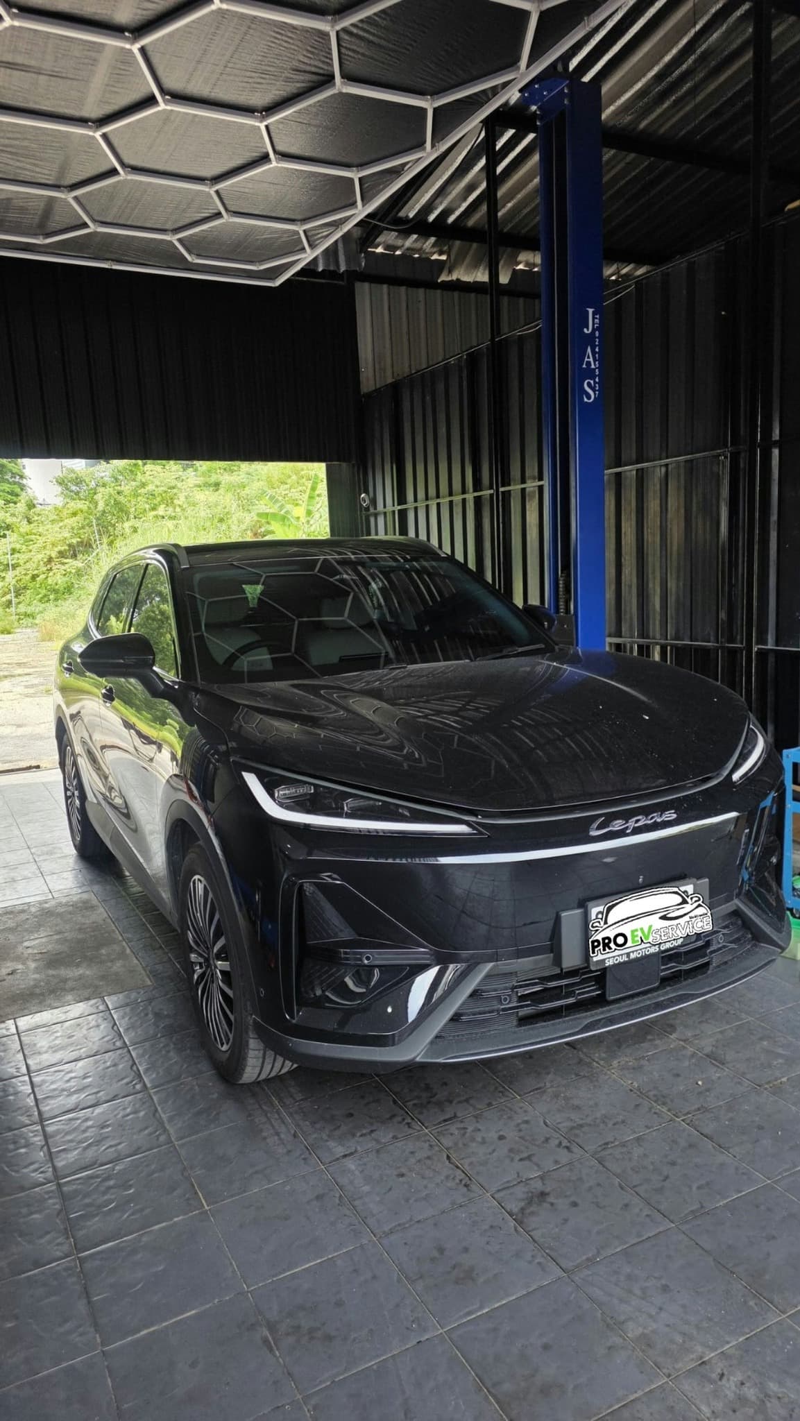 🚘วันนี้มีลูกค้า Lepas L6 นัดคิวเข้ามาจัดแพ็กเกจป้องกันรอบคันกับทางเรา ต้องบอกเลยว่ารถใหม่ๆ แบบนี้ ทำป้องกันไว้ตั้ง…